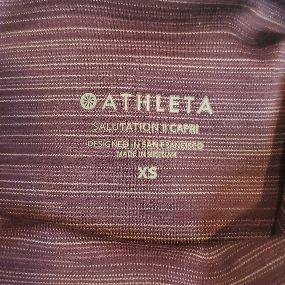 Athleta Salutation II Capri Leggings Size XS